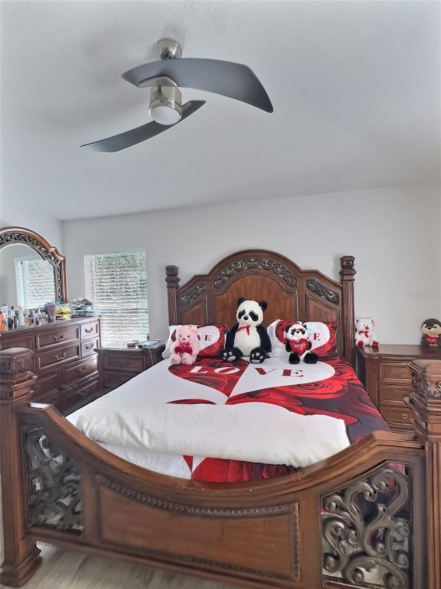 410 MAPLE POINTE DR, SEFFNER, FL, 33584