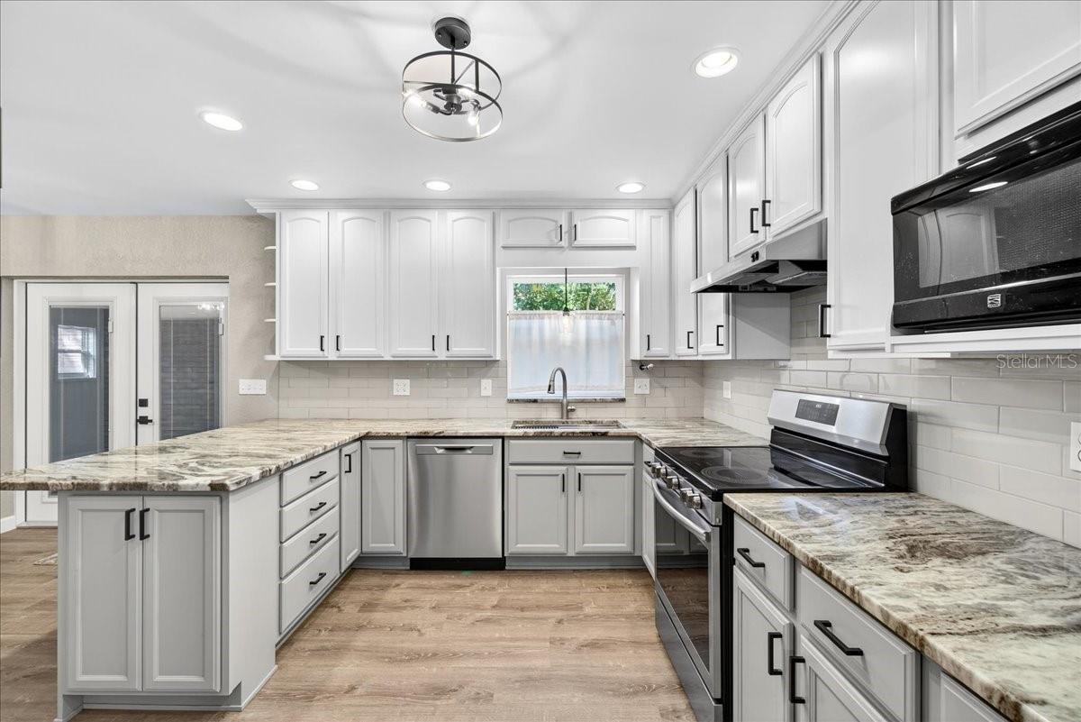 234 COLEMAN DR E, WINTER HAVEN, FL, 33884