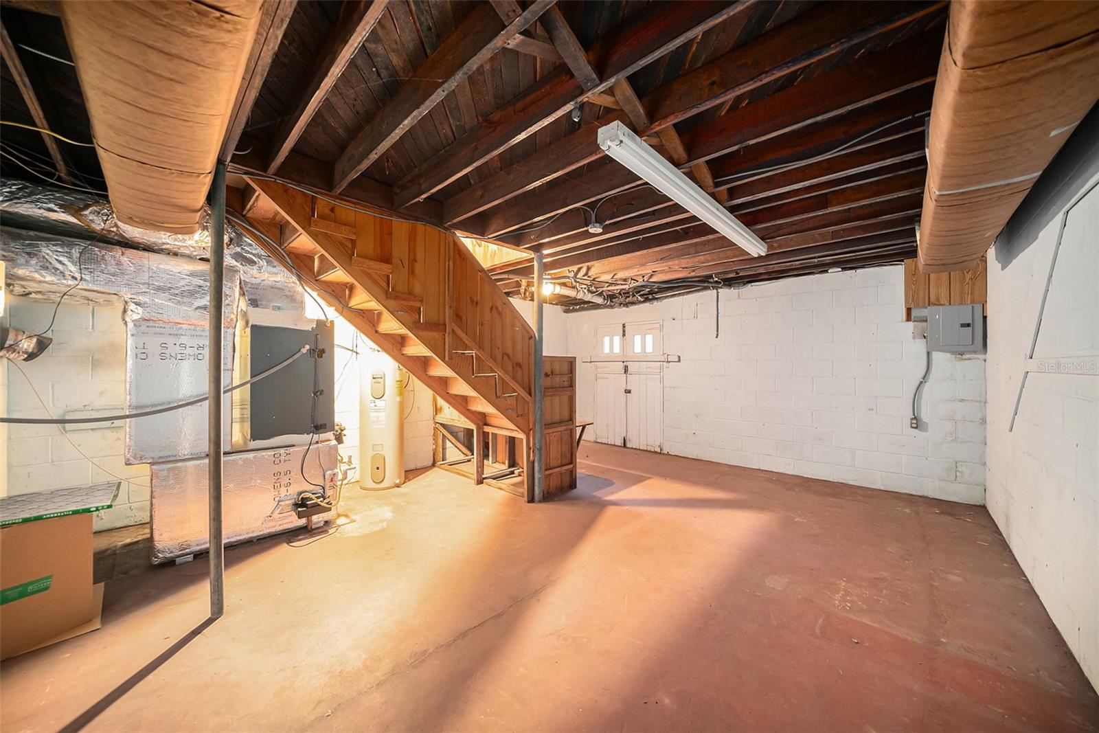 37215 CHURCH AVE, DADE CITY, FL, 33525