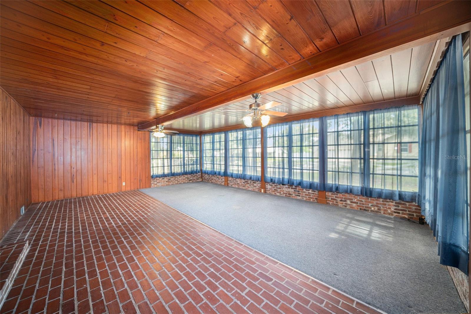 37215 CHURCH AVE, DADE CITY, FL, 33525