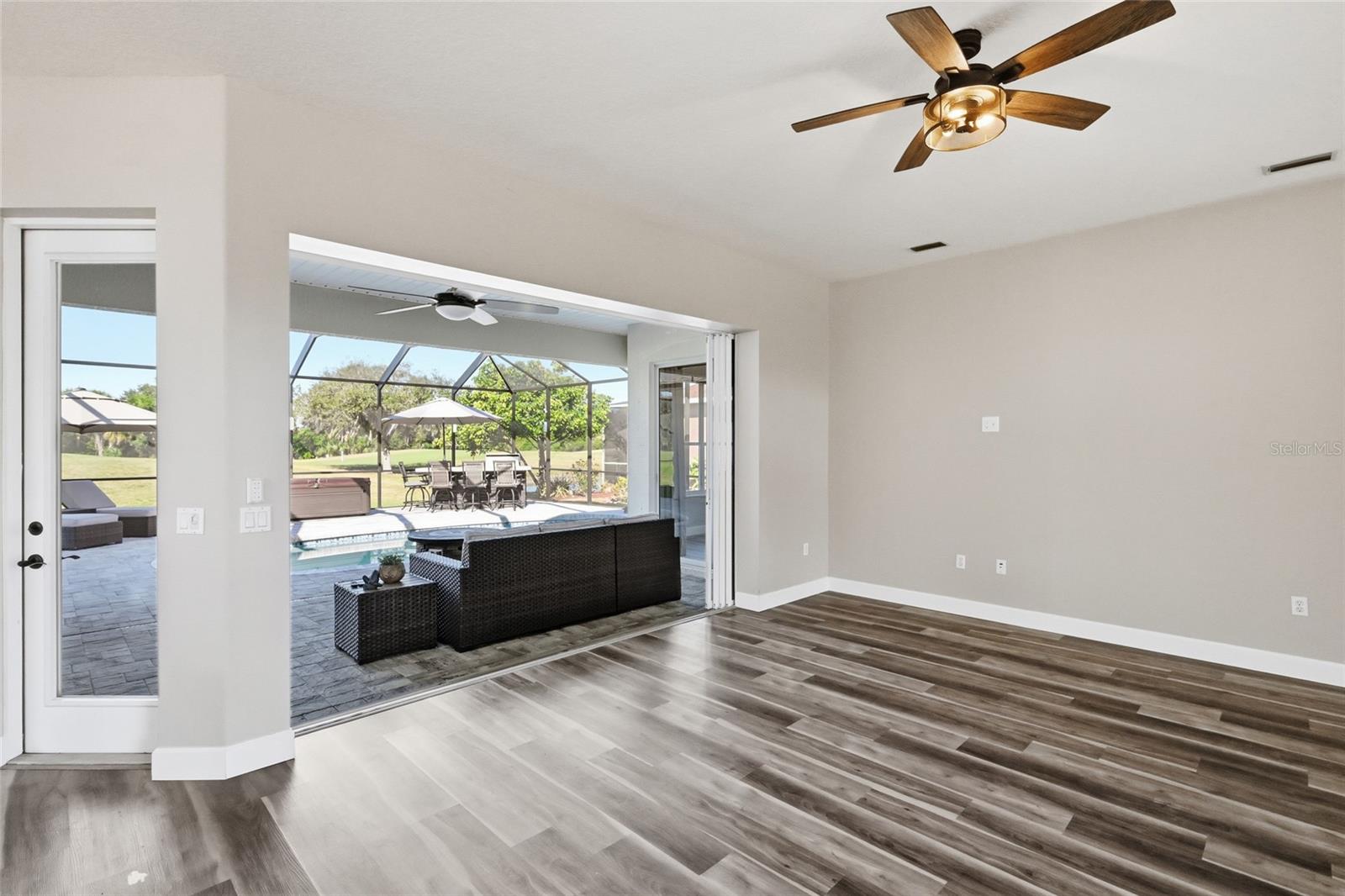 574 PLANTERS MANOR WAY, BRADENTON, FL, 34212