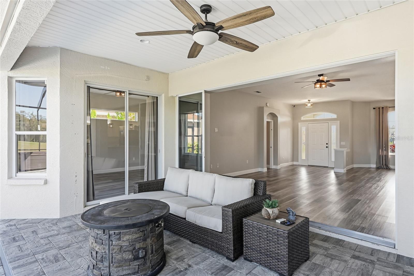 574 PLANTERS MANOR WAY, BRADENTON, FL, 34212