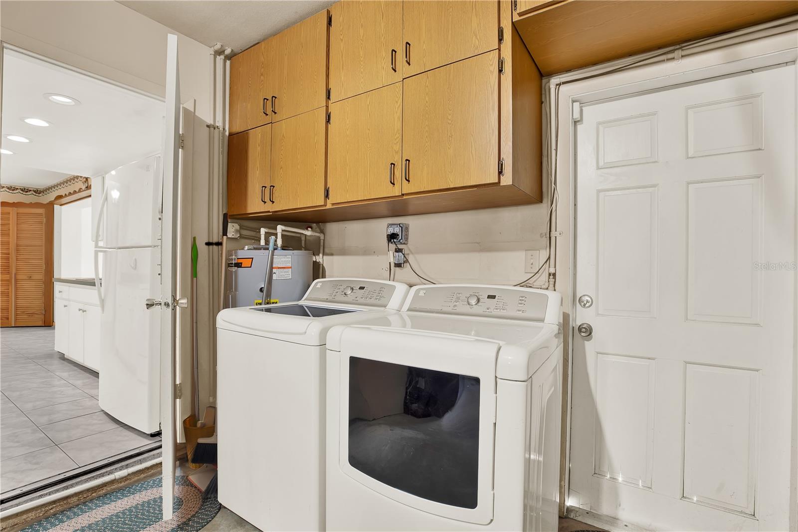 7908 N WOODLYNNE AVE, TAMPA, FL, 33614