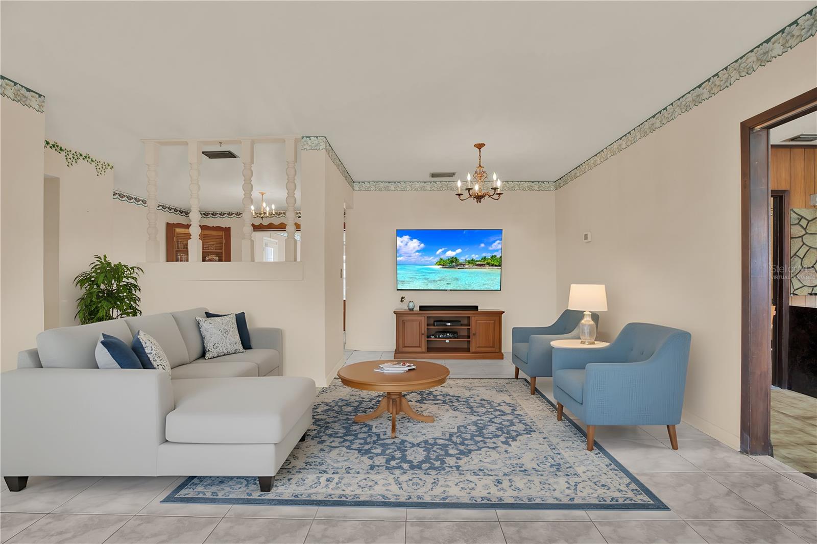 7908 N WOODLYNNE AVE, TAMPA, FL, 33614