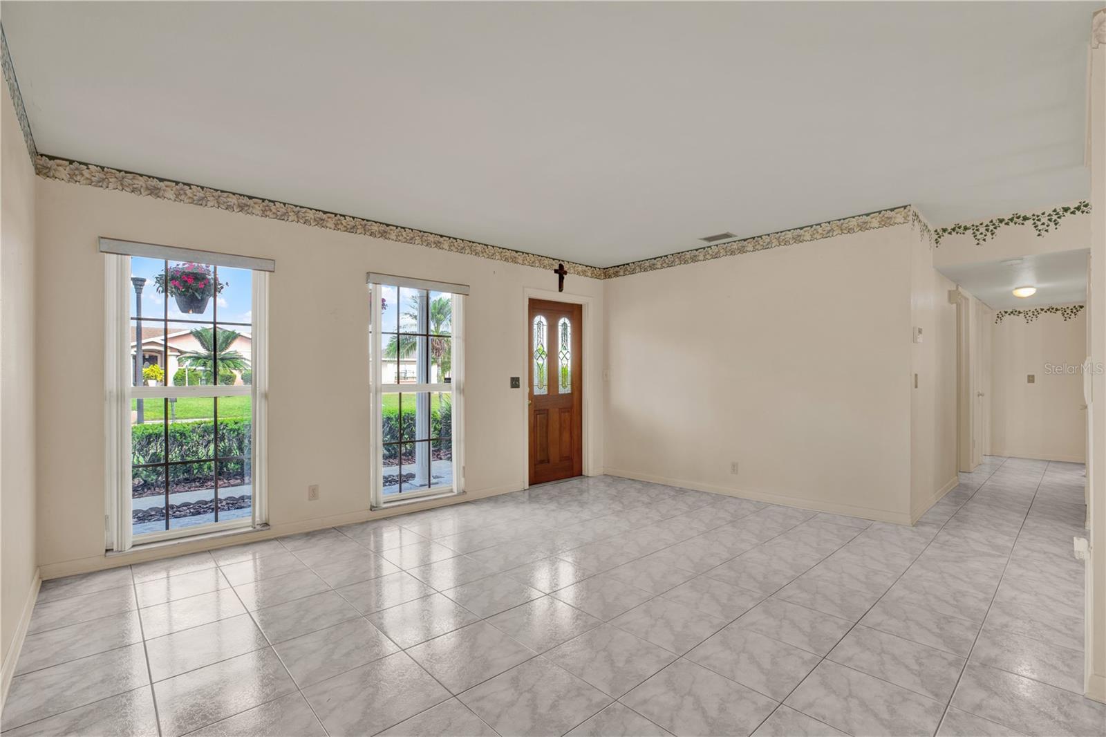 7908 N WOODLYNNE AVE, TAMPA, FL, 33614