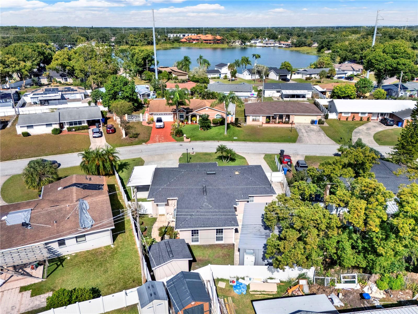 7908 N WOODLYNNE AVE, TAMPA, FL, 33614