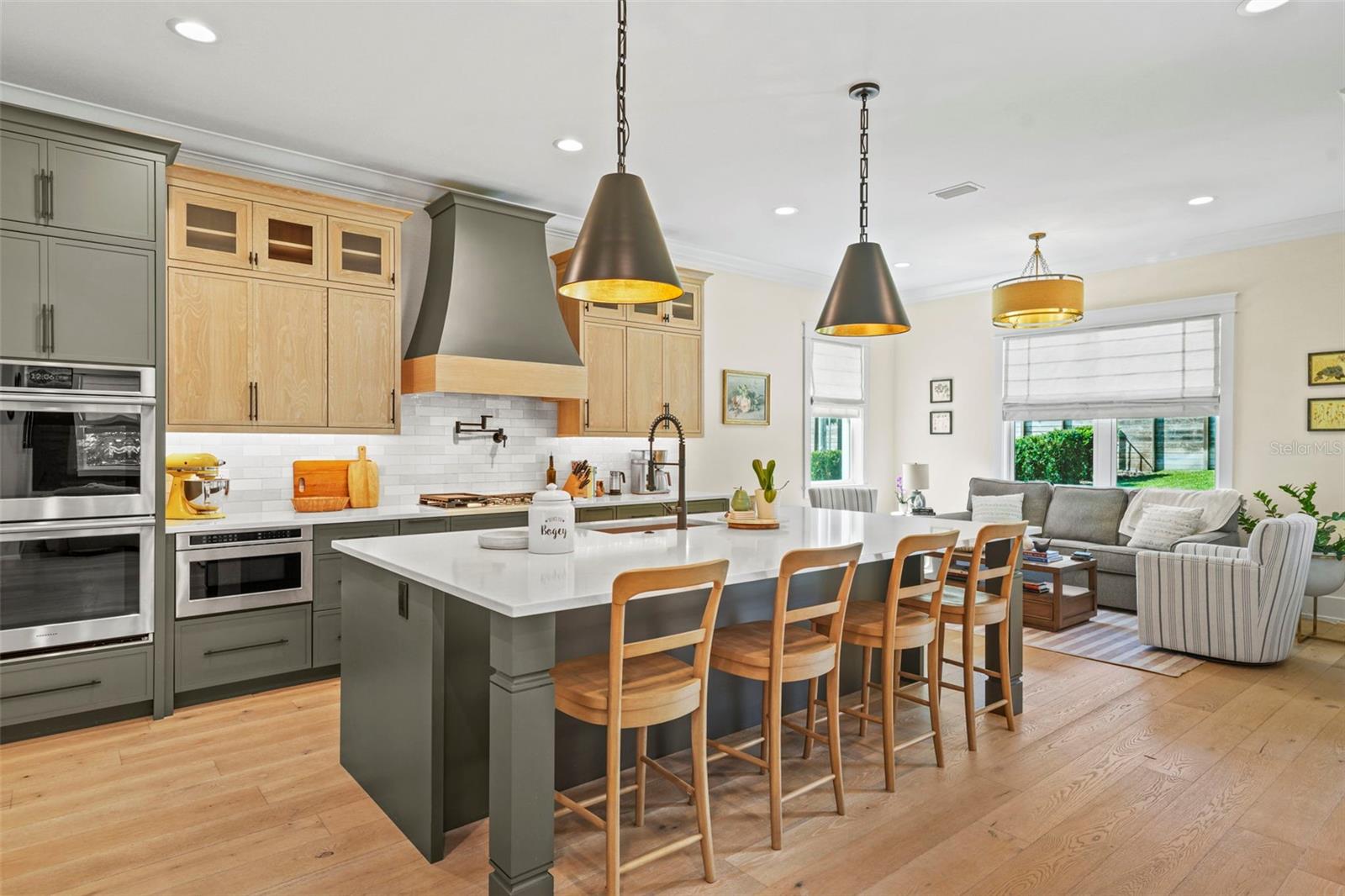 2403 CAMBRIDGE AVE, LAKELAND, FL, 33803