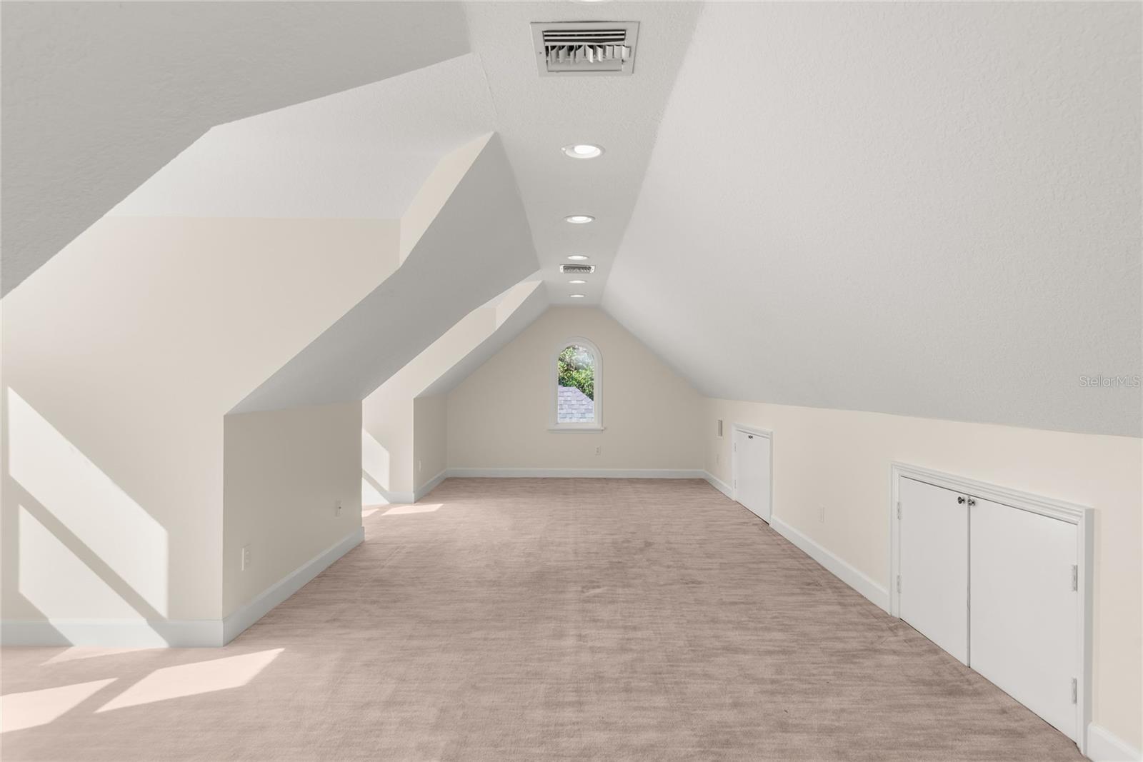 1860 SUMMERLAND AVE, WINTER PARK, FL, 32789