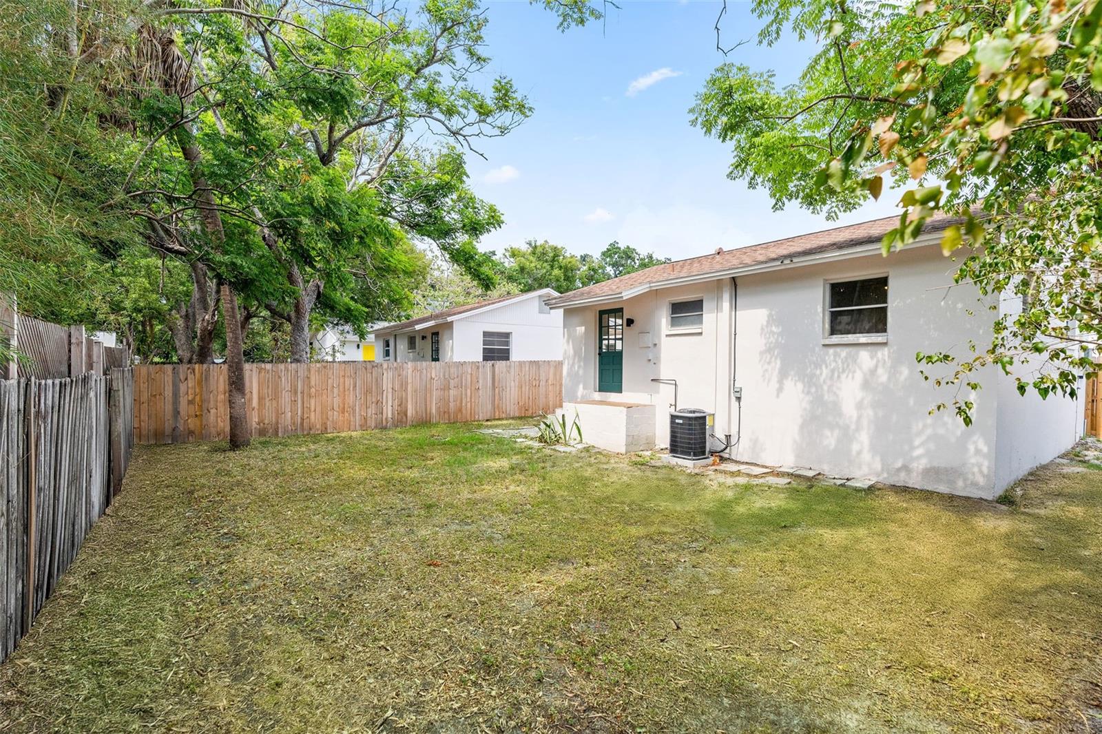 1028 BASS BLVD, DUNEDIN, FL, 34698