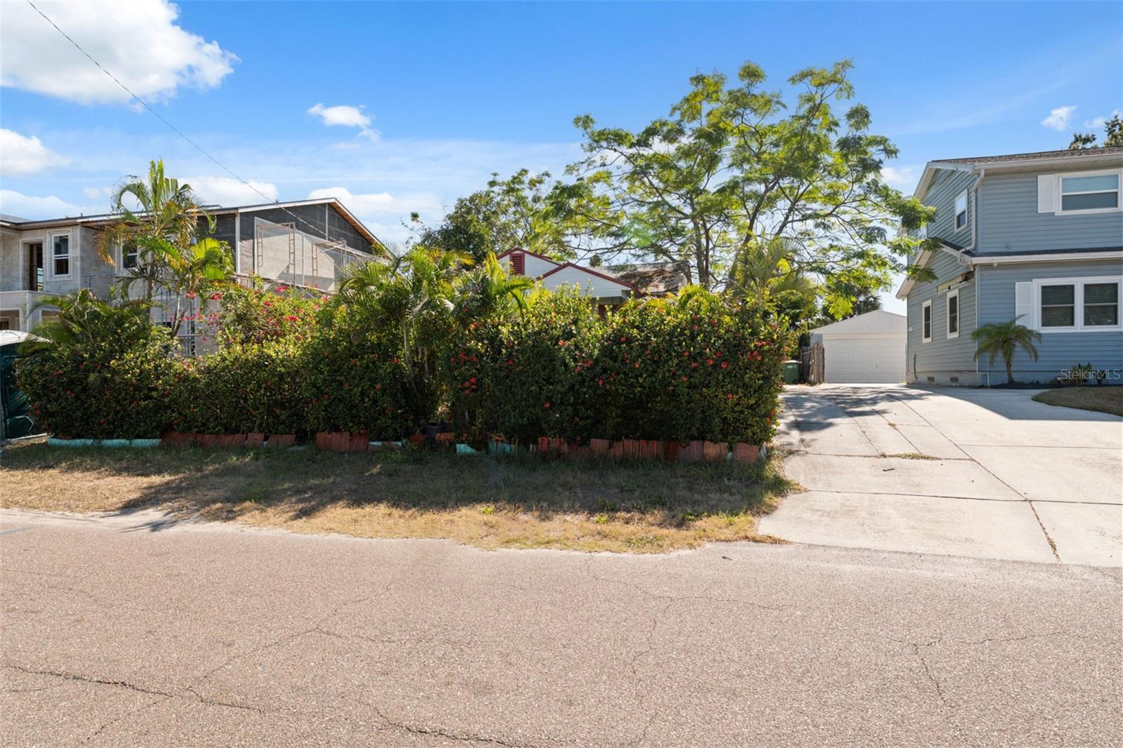 1916 W GRACE ST, TAMPA, FL, 33607