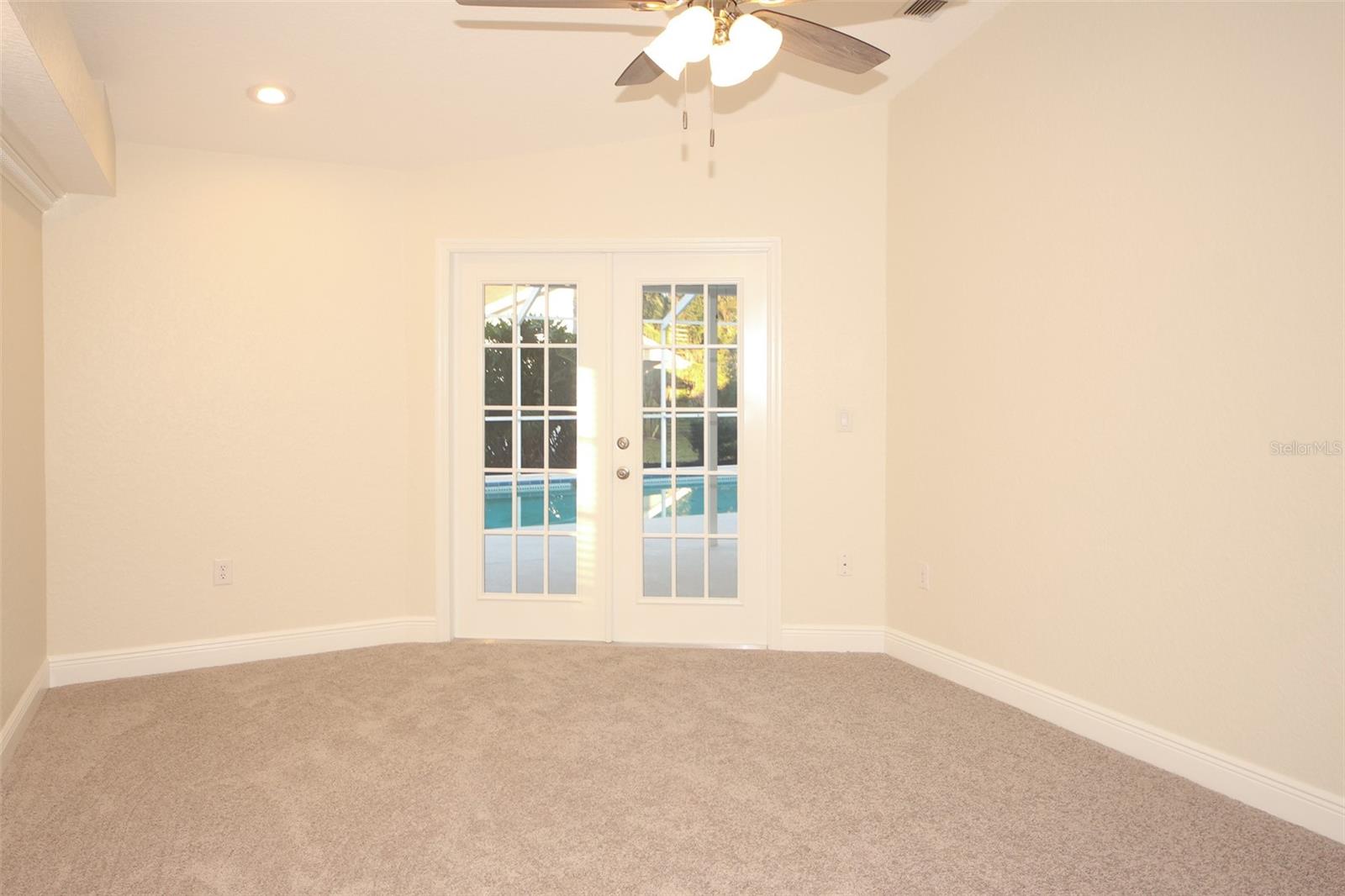 8216 CORAL CREEK LOOP, HUDSON, FL, 34667