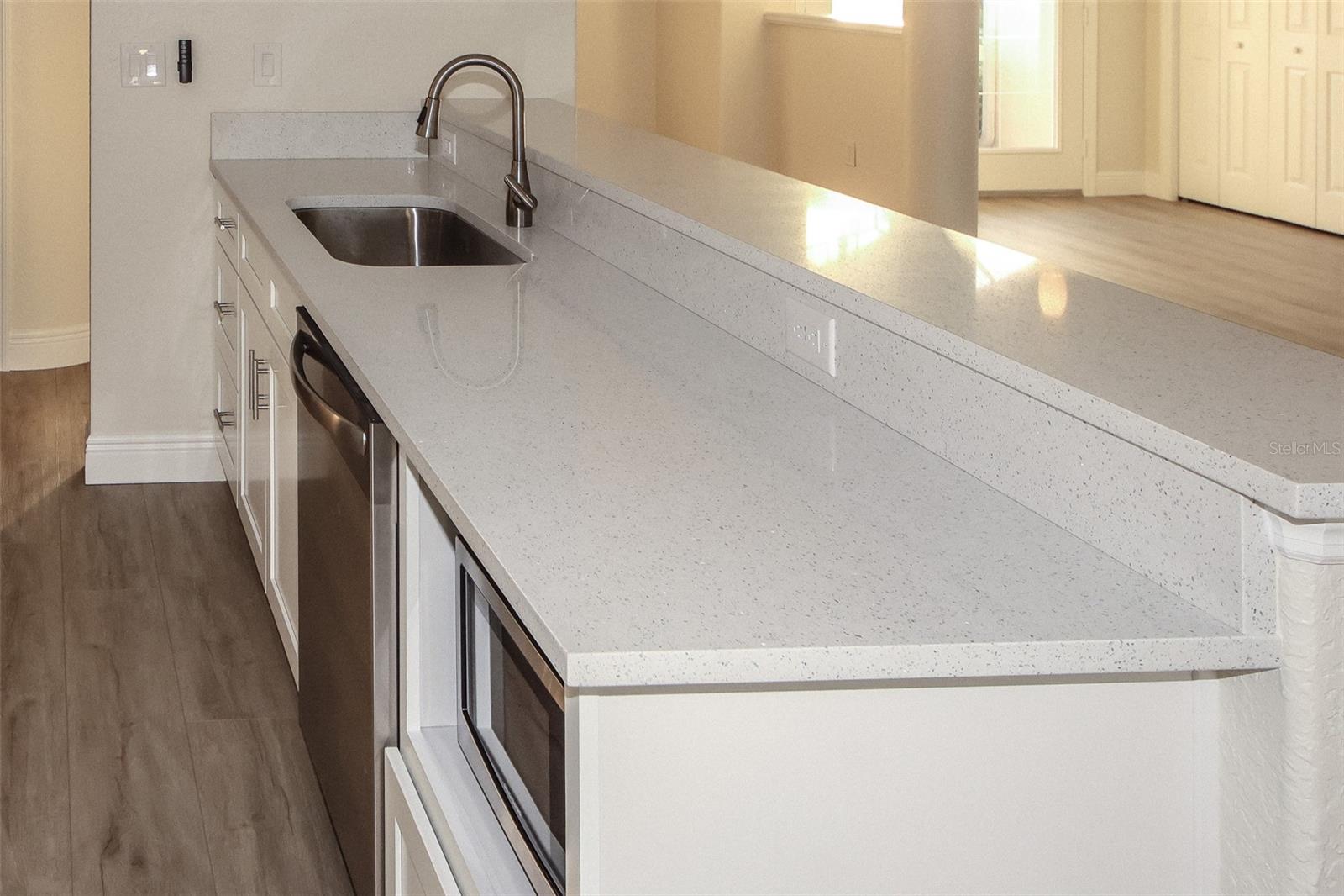 8216 CORAL CREEK LOOP, HUDSON, FL, 34667