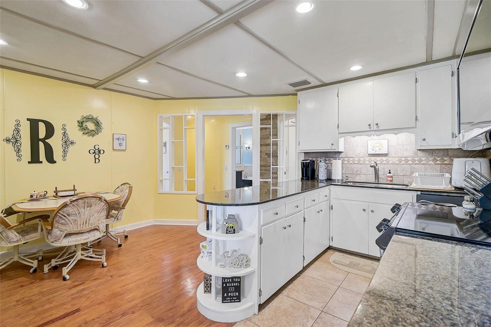 4116 34TH AVE E, BRADENTON, FL, 34208