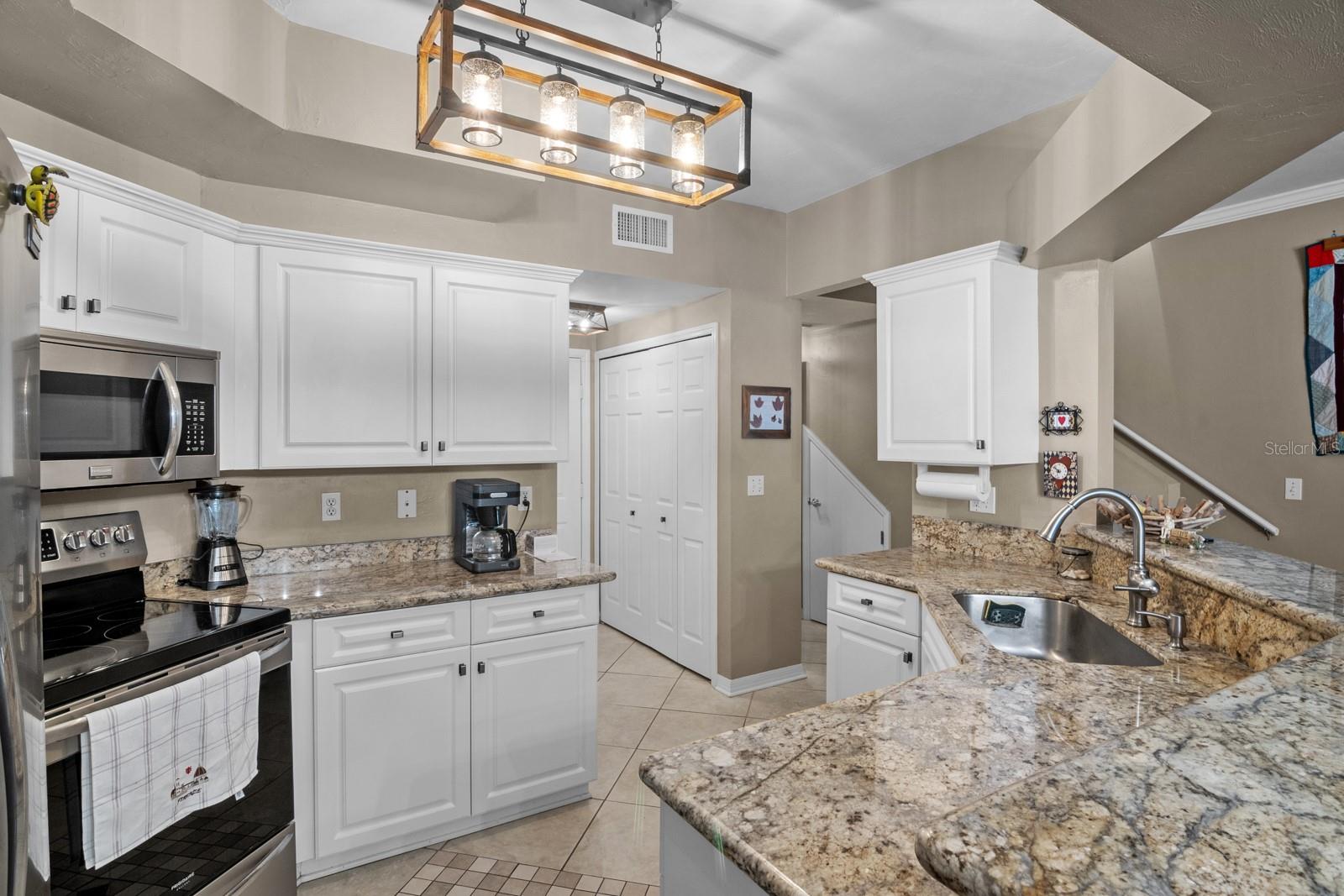 4933 NW 1ST PL #110, GAINESVILLE, FL, 32607