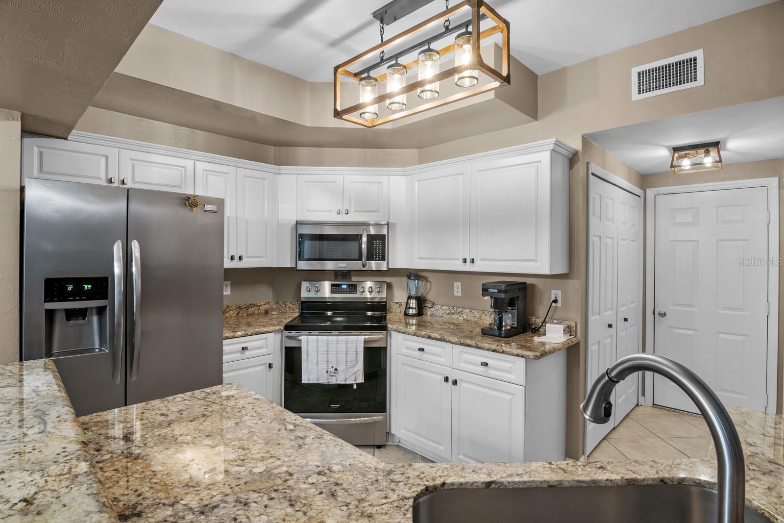 4933 NW 1ST PL #110, GAINESVILLE, FL, 32607