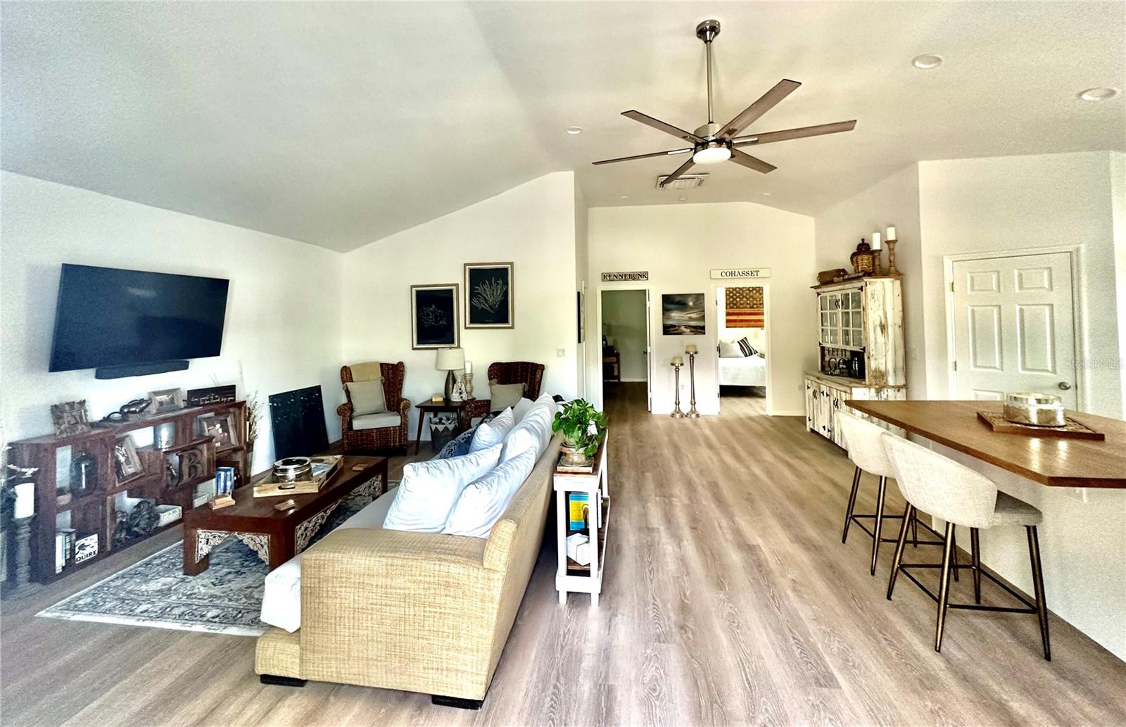 A4671054 Property Photo