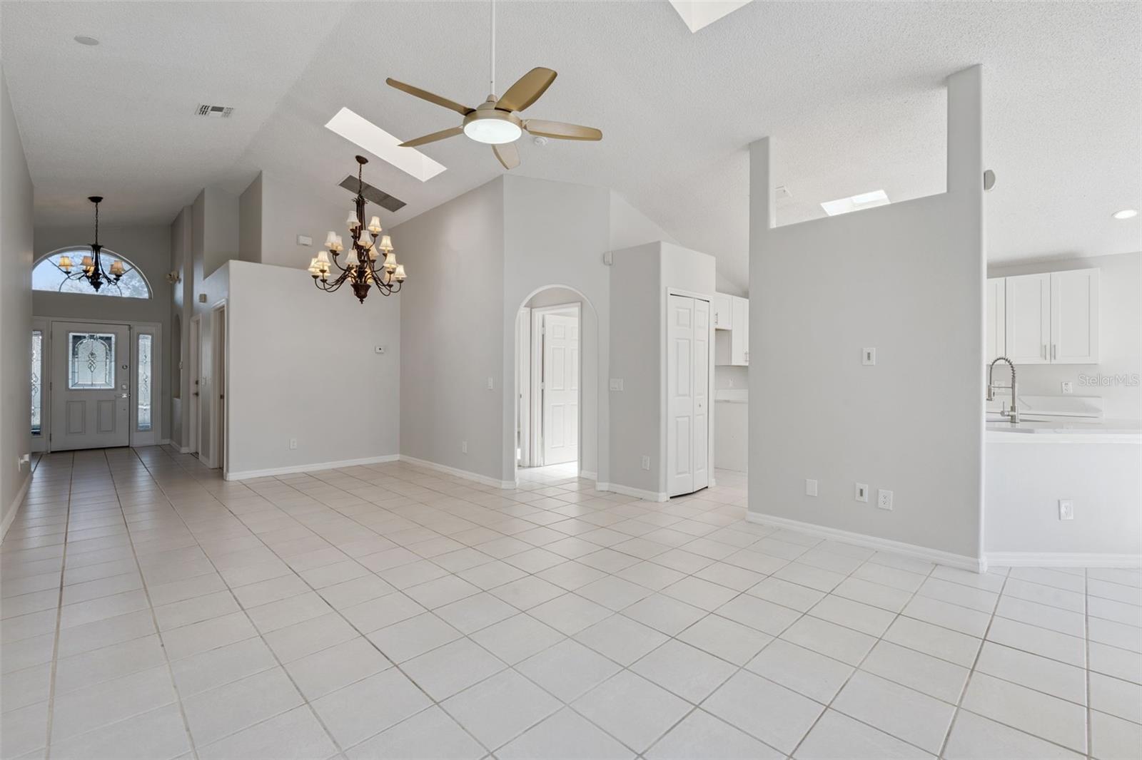 8012 SPRING CREEK DR, KISSIMMEE, FL, 34747