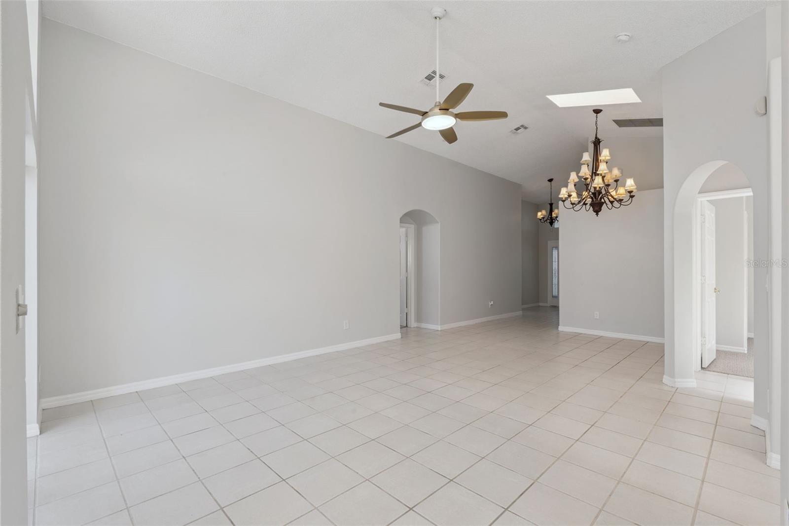 8012 SPRING CREEK DR, KISSIMMEE, FL, 34747