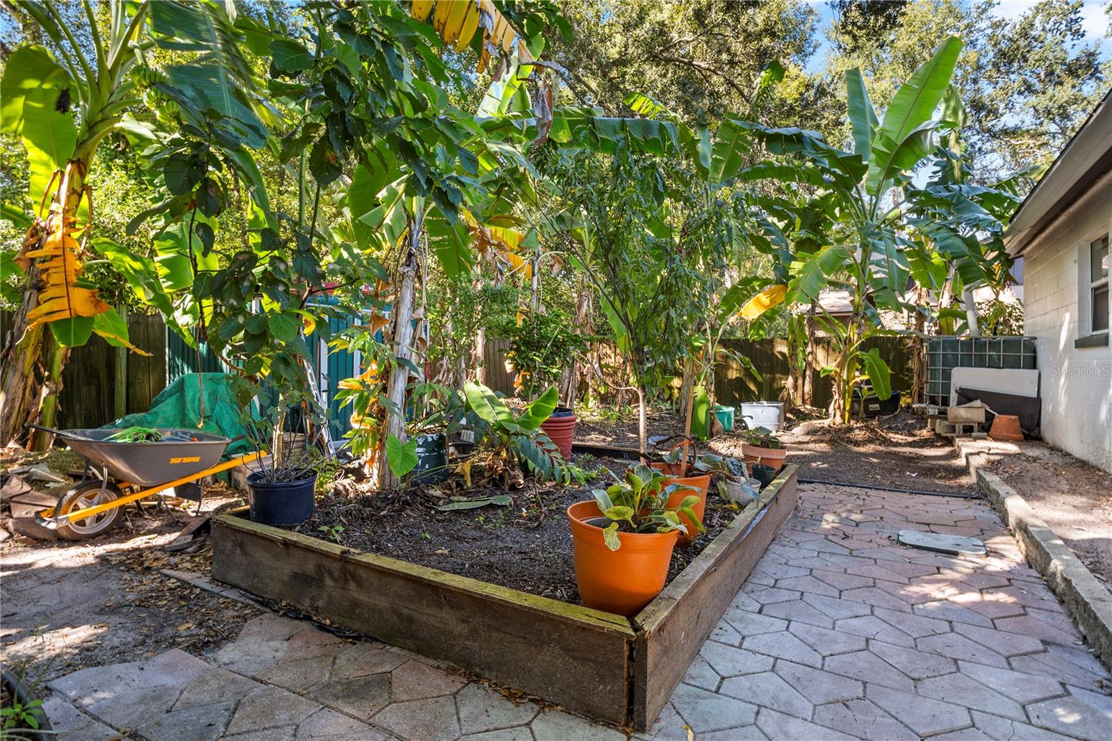 1203 SUSAN ST, LEESBURG, FL, 34748