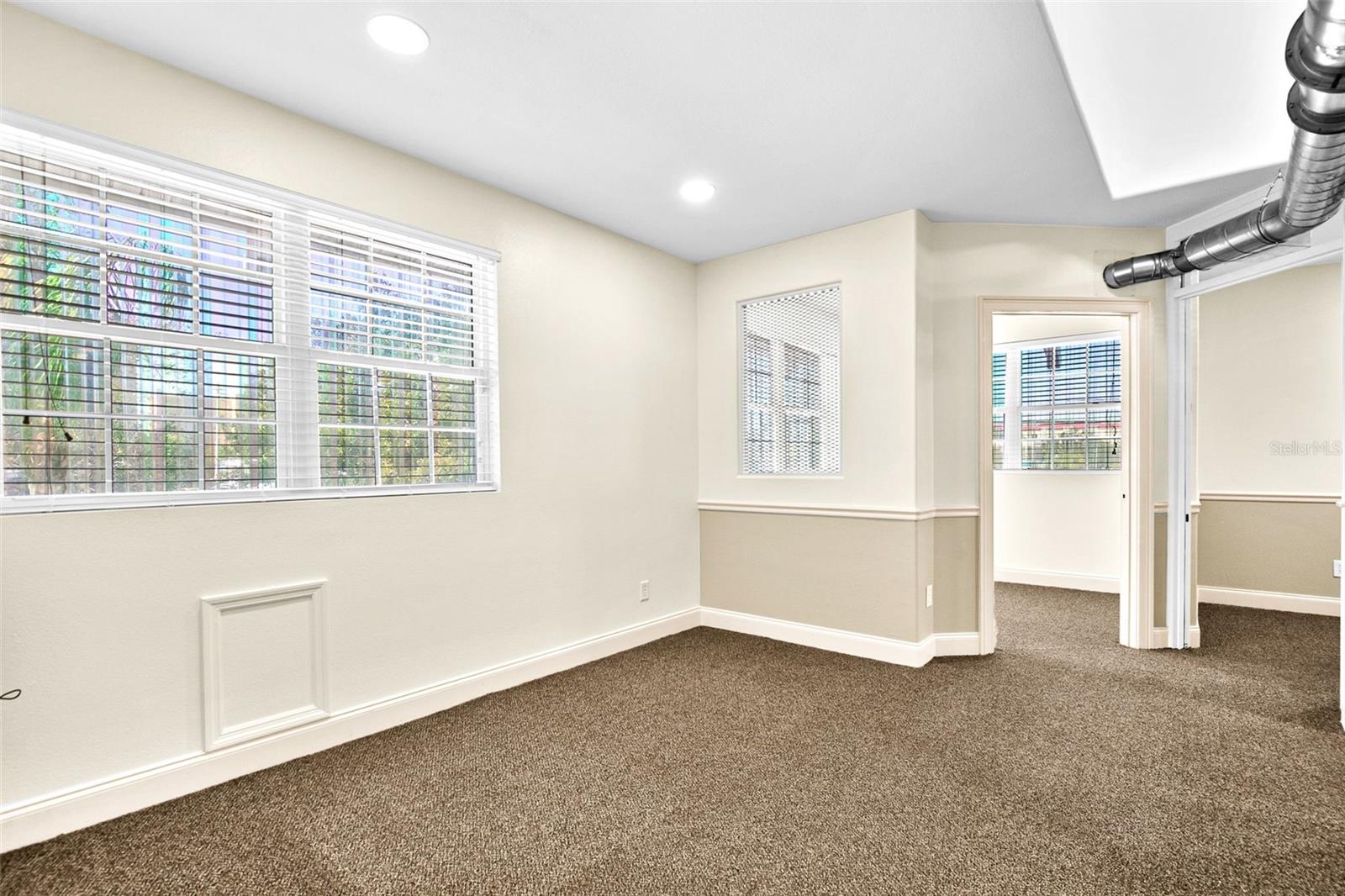 525 8TH ST W, BRADENTON, FL, 34205