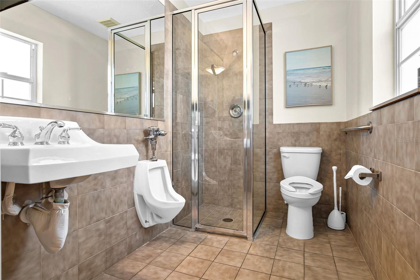 525 8TH ST W, BRADENTON, FL, 34205