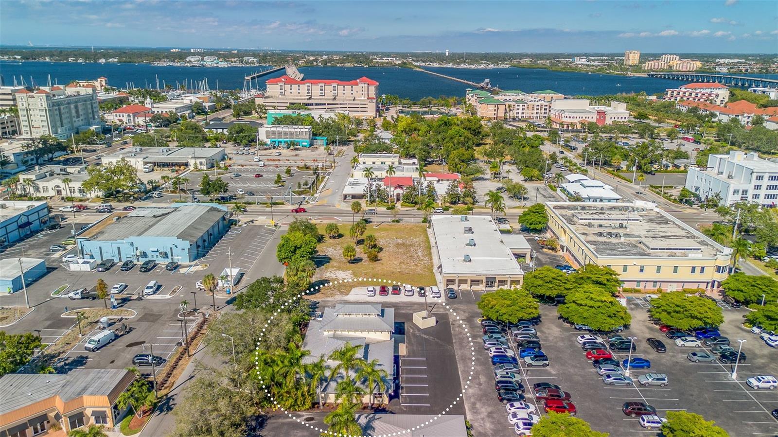 525 8TH ST W, BRADENTON, FL, 34205