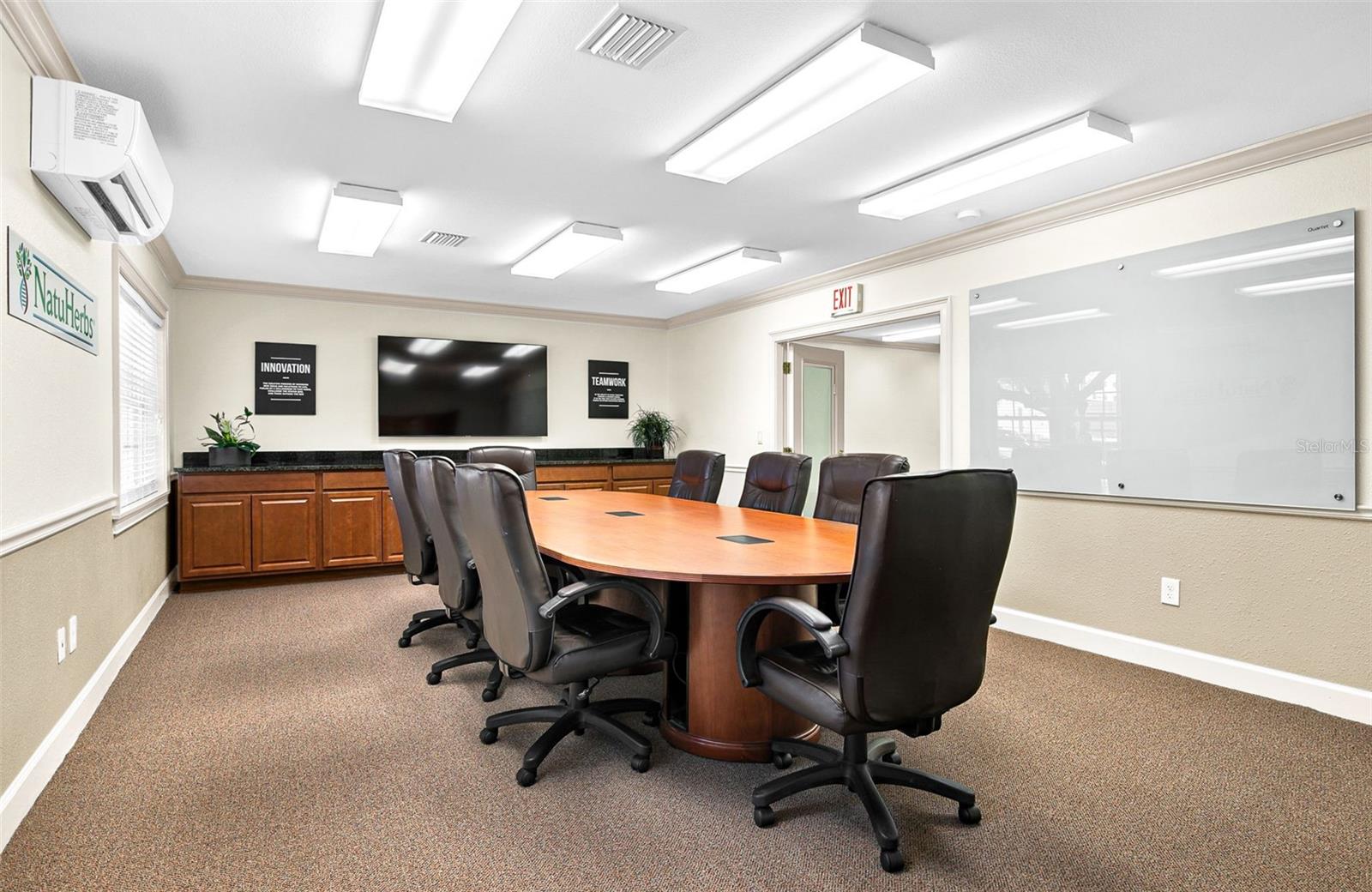 525 8TH ST W, BRADENTON, FL, 34205