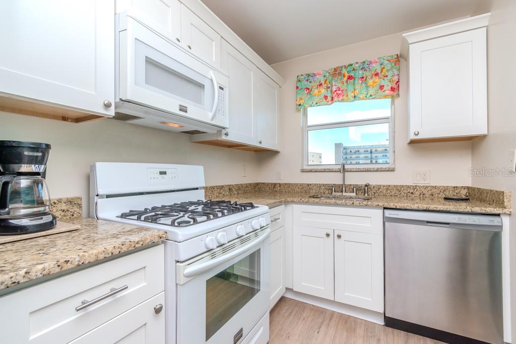 6025 SHORE BLVD S #611, GULFPORT, FL, 33707