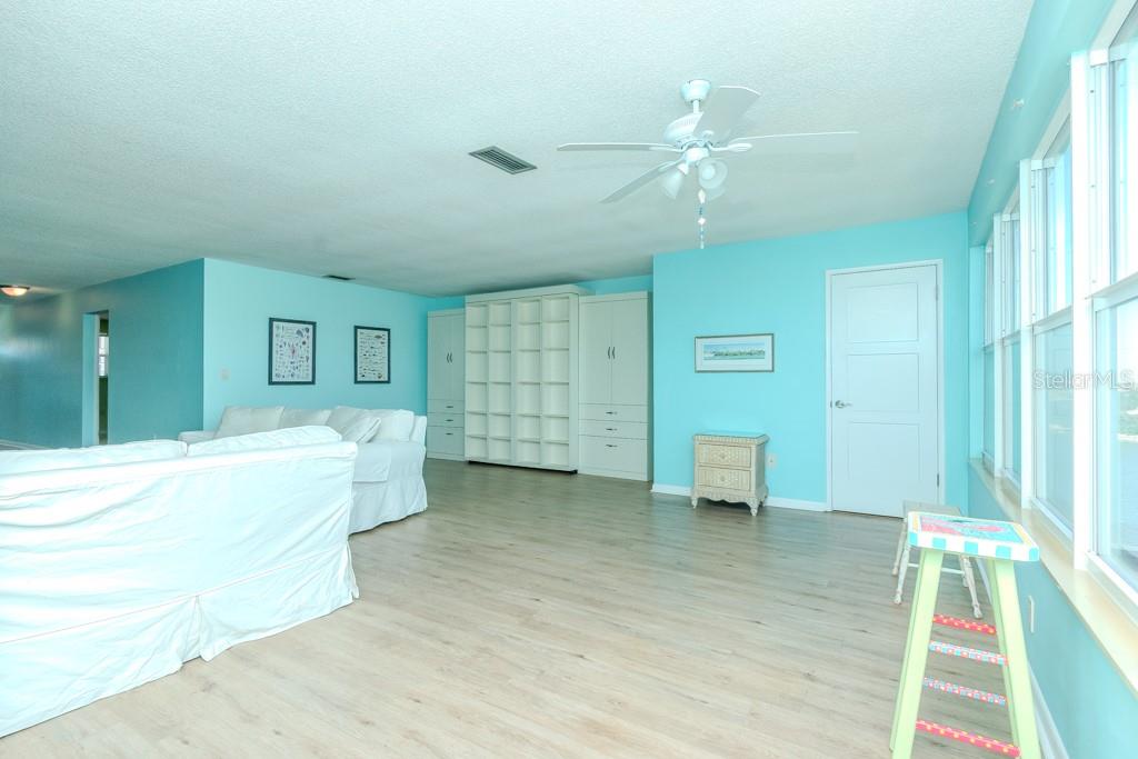 6025 SHORE BLVD S #611, GULFPORT, FL, 33707