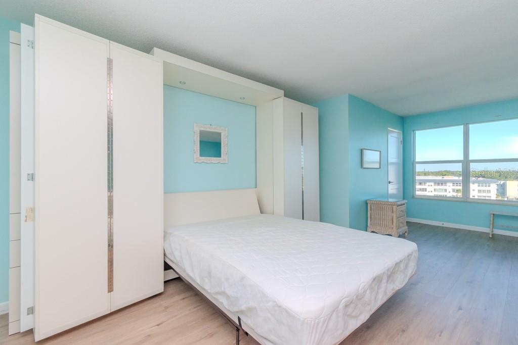 6025 SHORE BLVD S #611, GULFPORT, FL, 33707