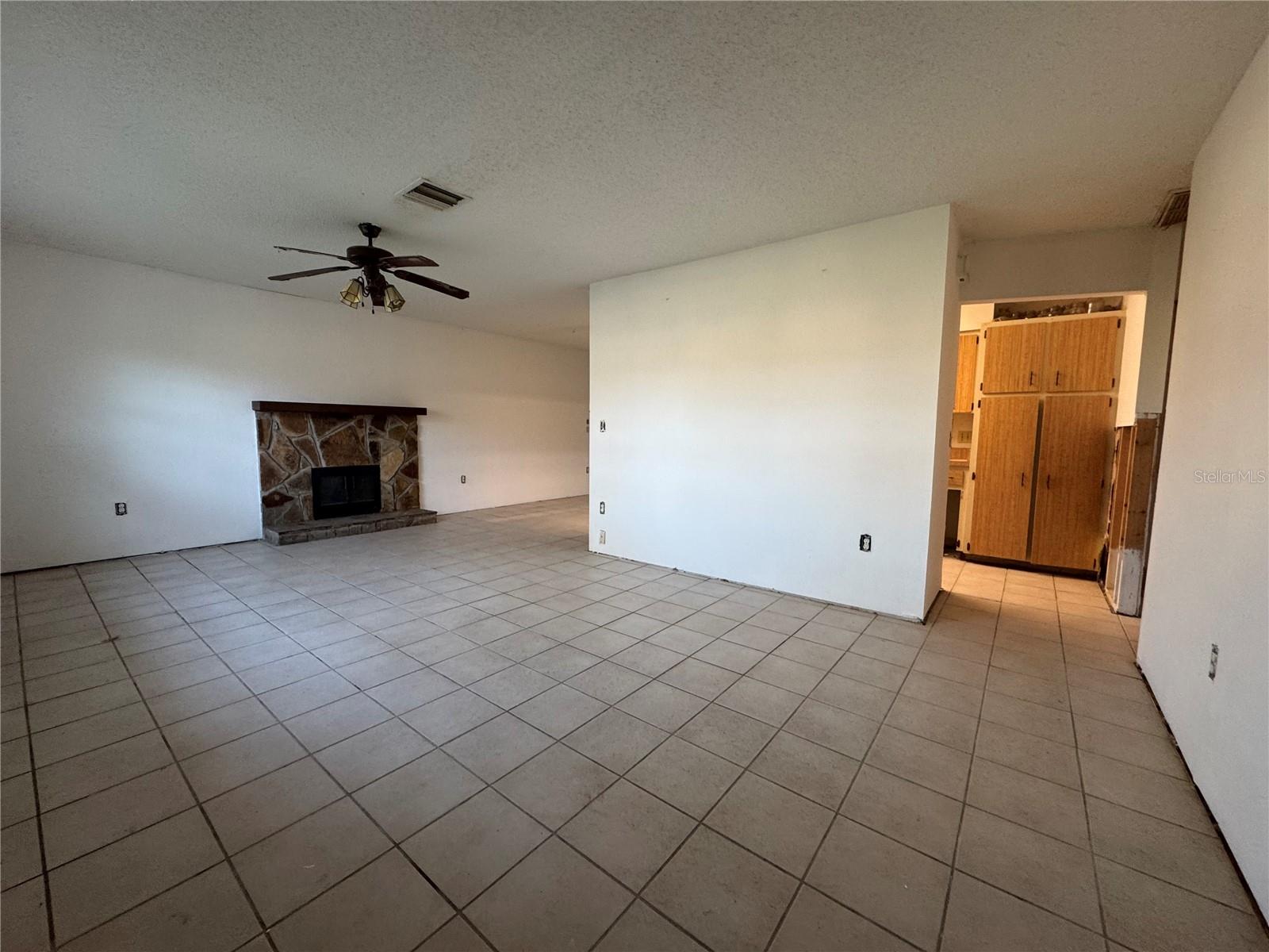 601 DOLPHIN RD, VENICE, FL, 34293