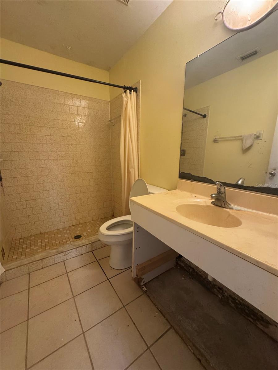 601 DOLPHIN RD, VENICE, FL, 34293