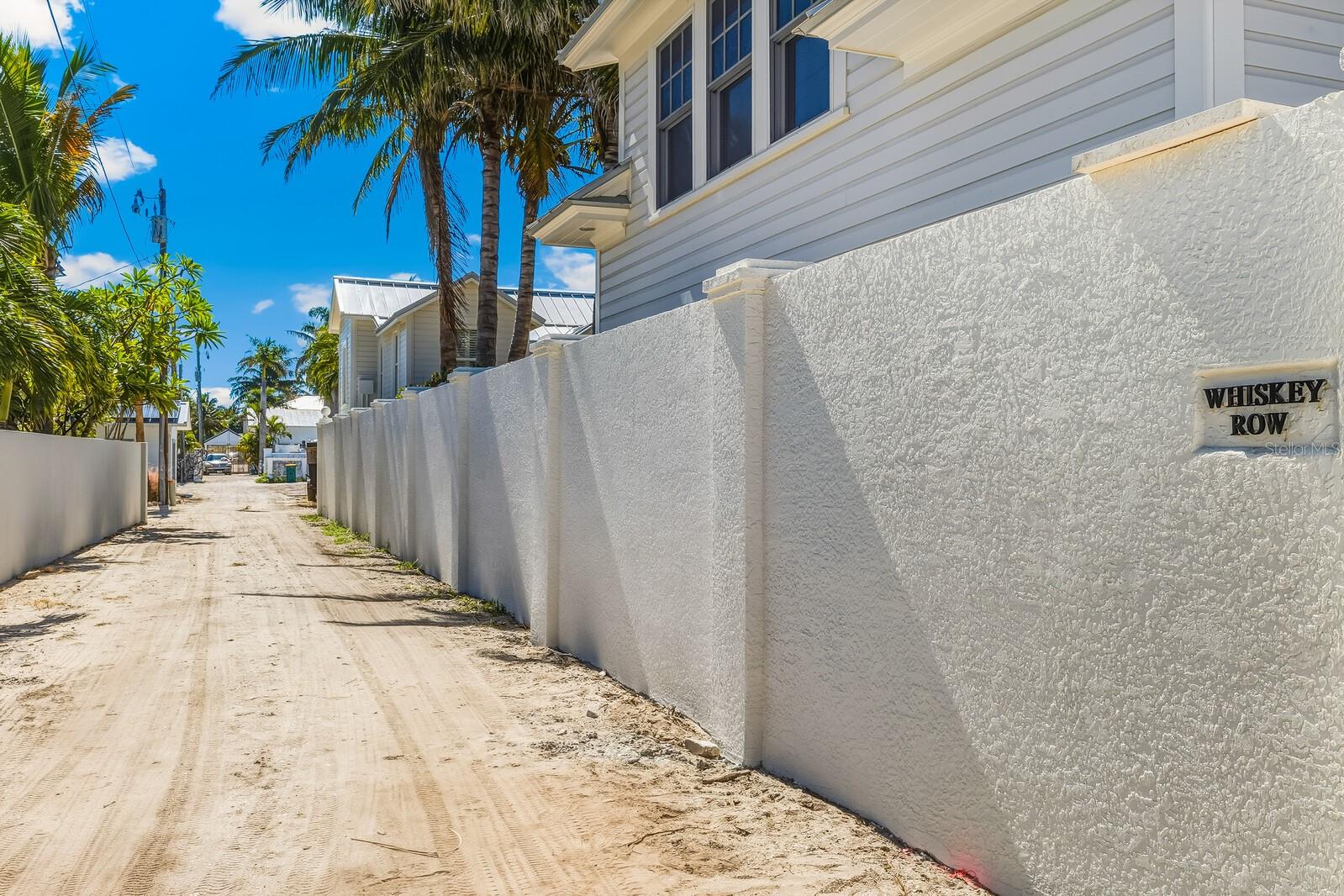 D6144615 Property Photo