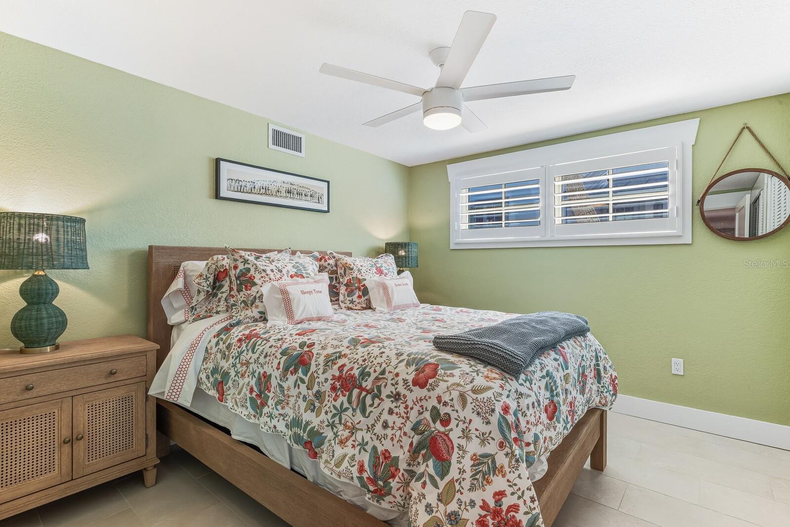 D6144615 Property Photo