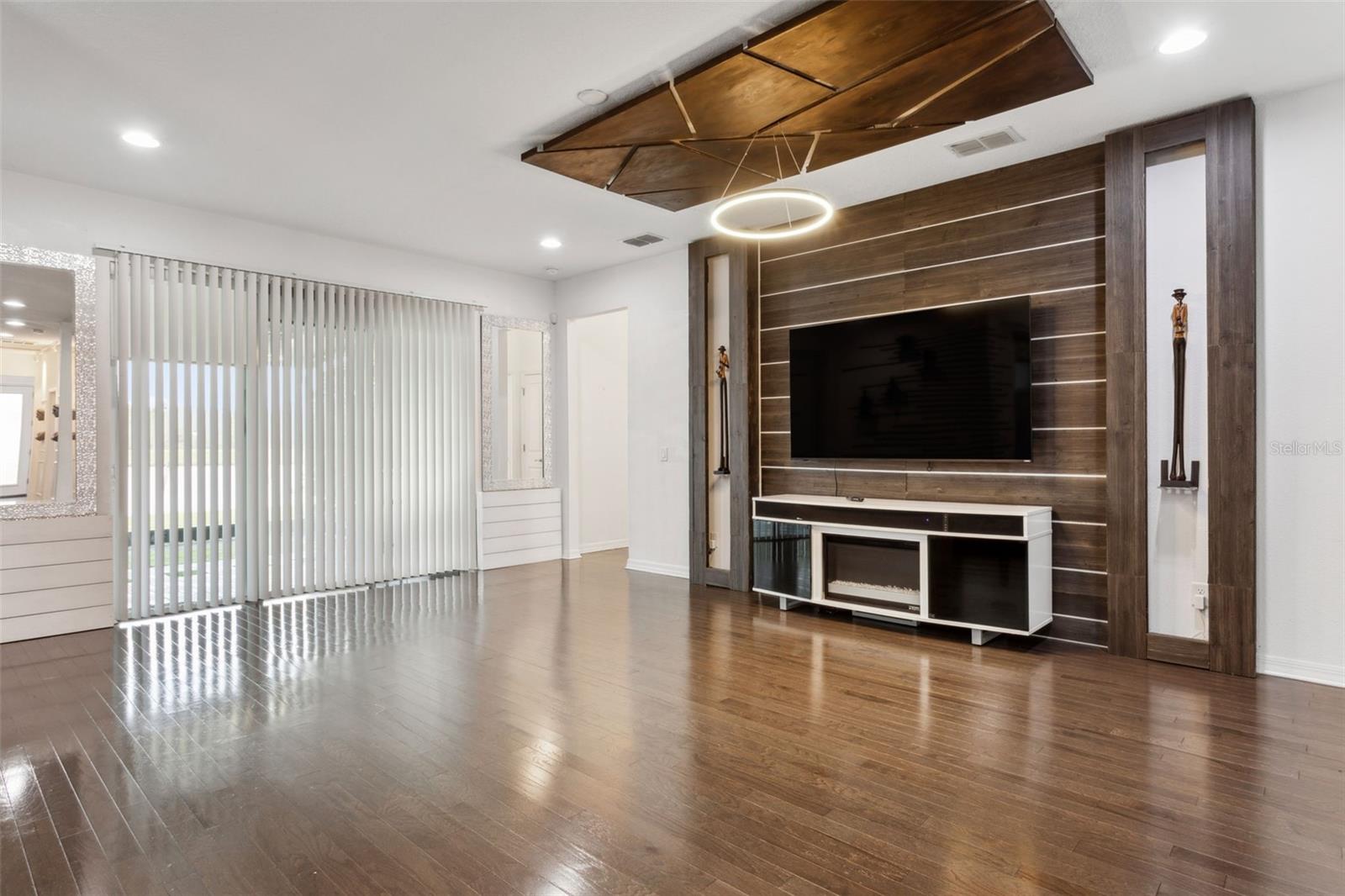 10319 STALLION FIELDS WAY, TAMPA, FL, 33647