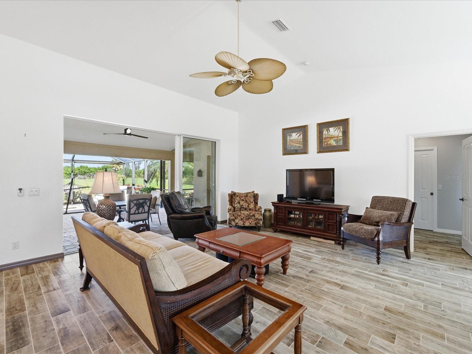 34 MEDALIST CIR, ROTONDA WEST, FL, 33947