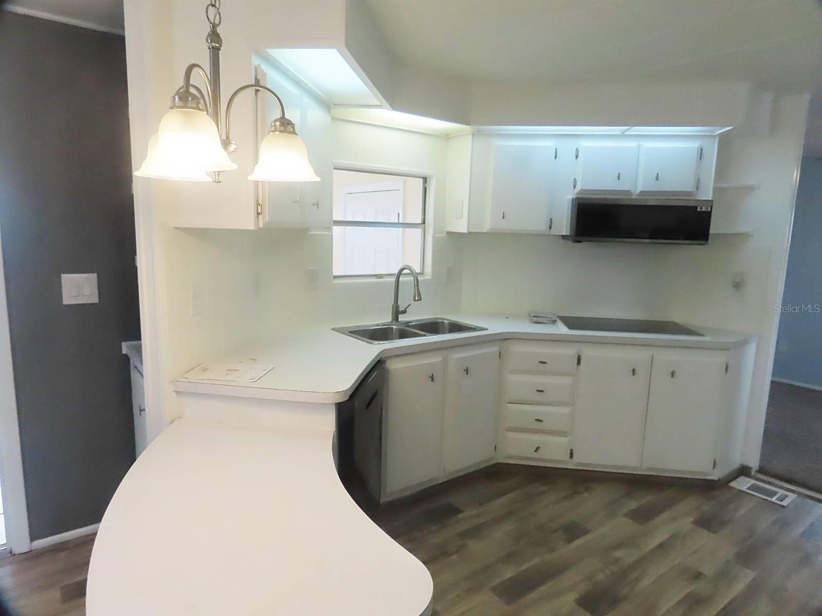 O6358253 Property Photo