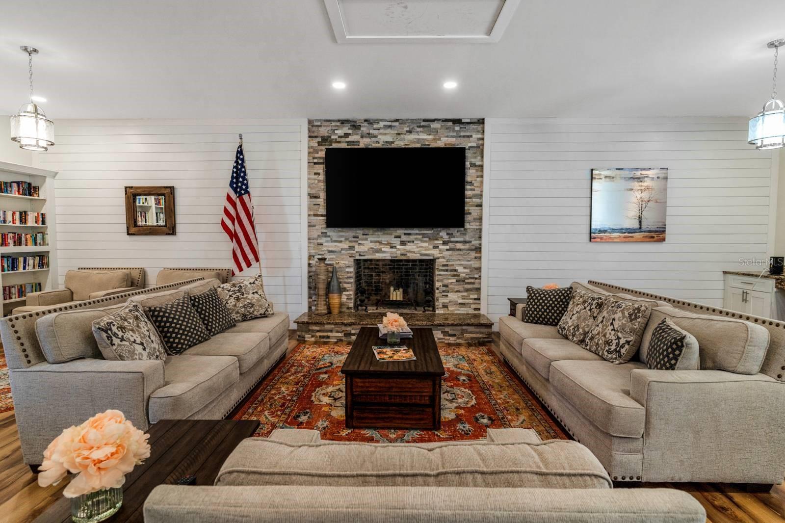 O6358253 Property Photo