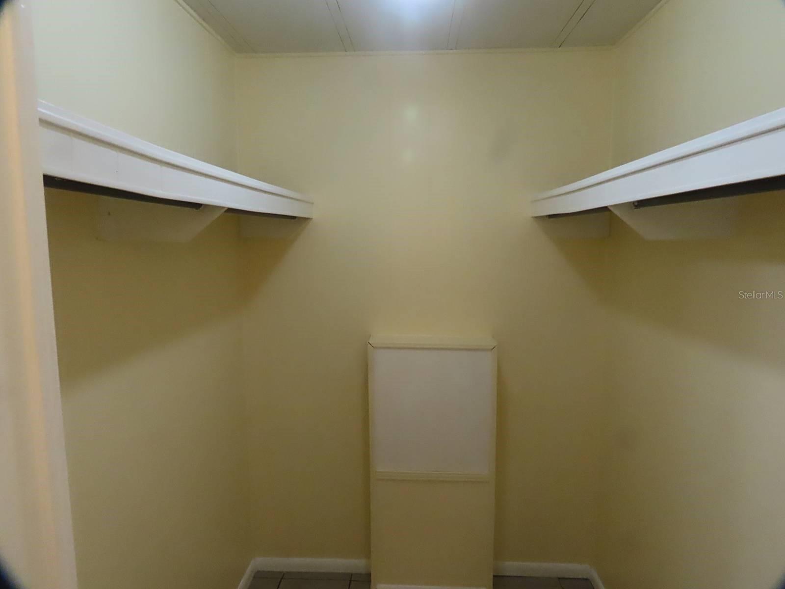 O6358253 Property Photo