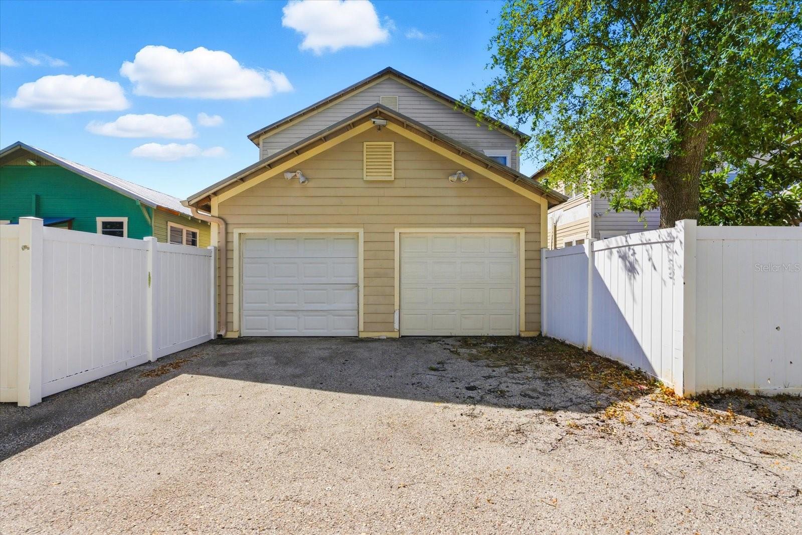 1808 E COLUMBUS DR #5, TAMPA, FL, 33605