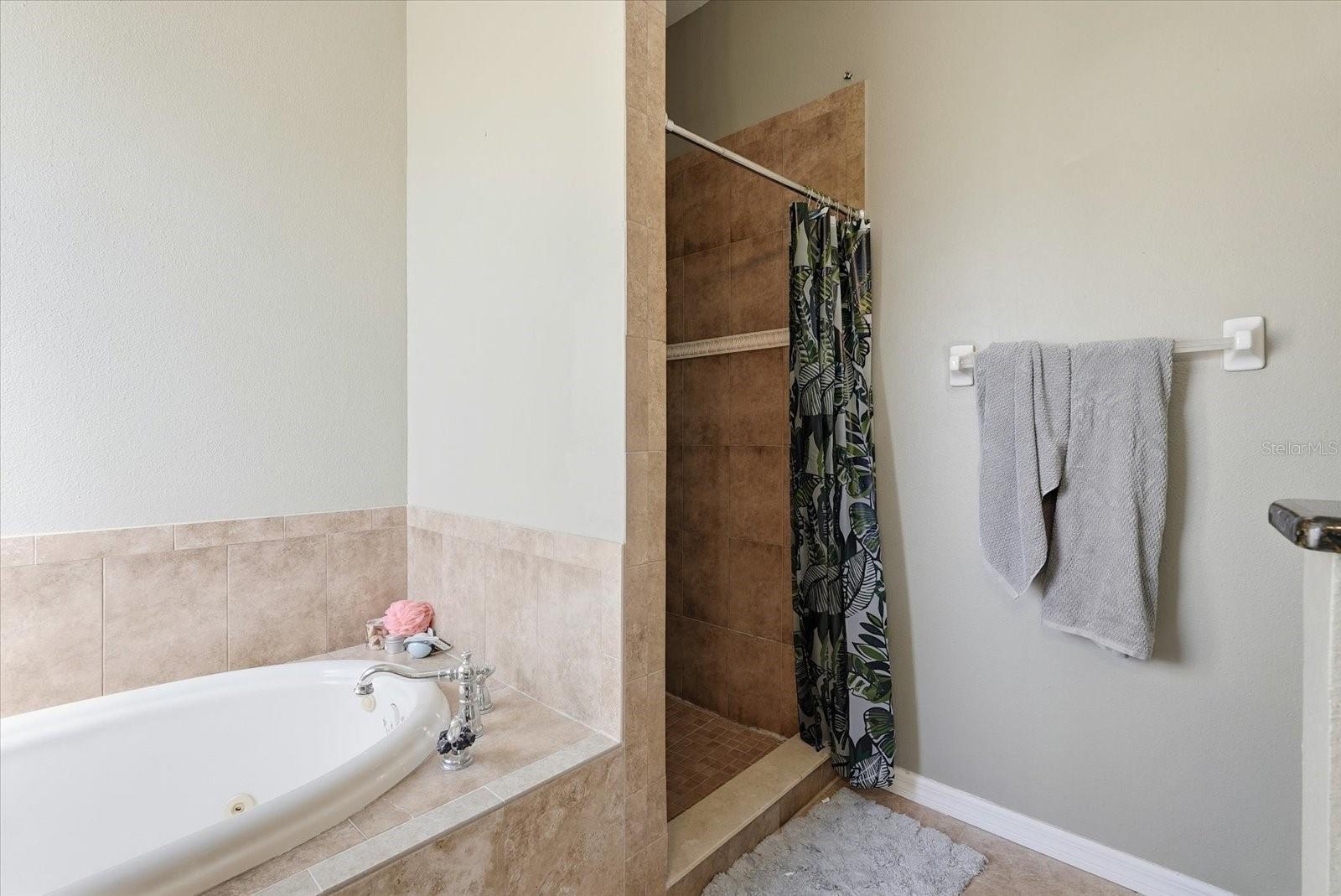 1808 E COLUMBUS DR #1, TAMPA, FL, 33605