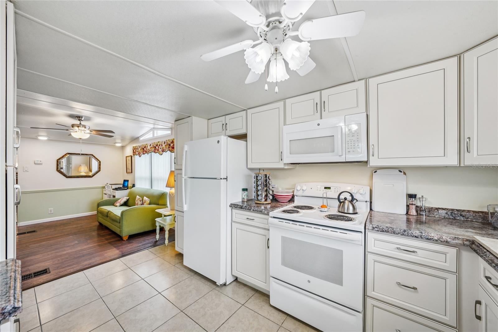 S5138009 Property Photo