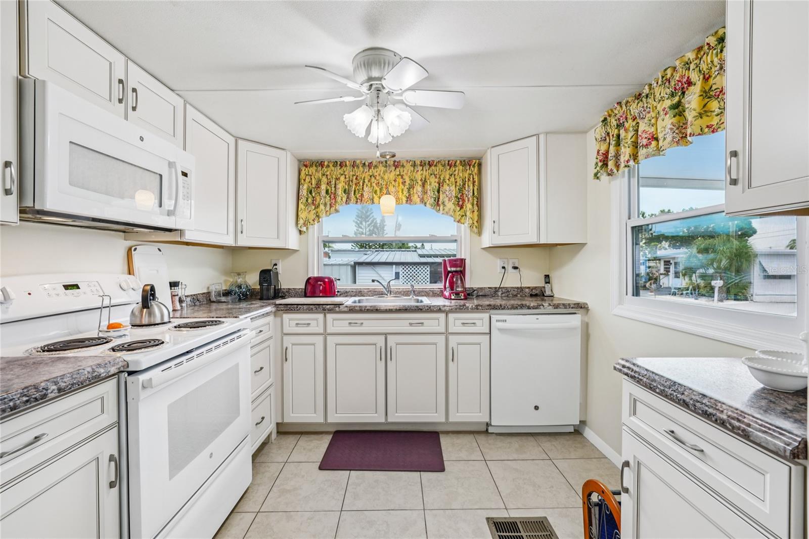 S5138009 Property Photo