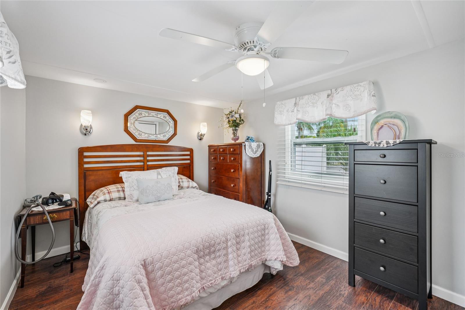 S5138009 Property Photo