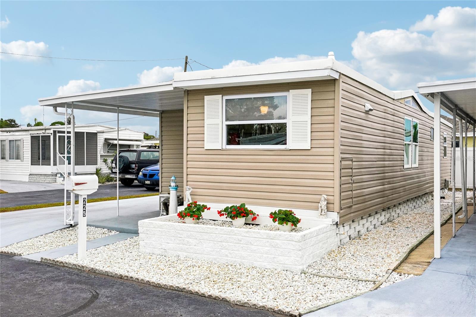 S5138009 Property Photo