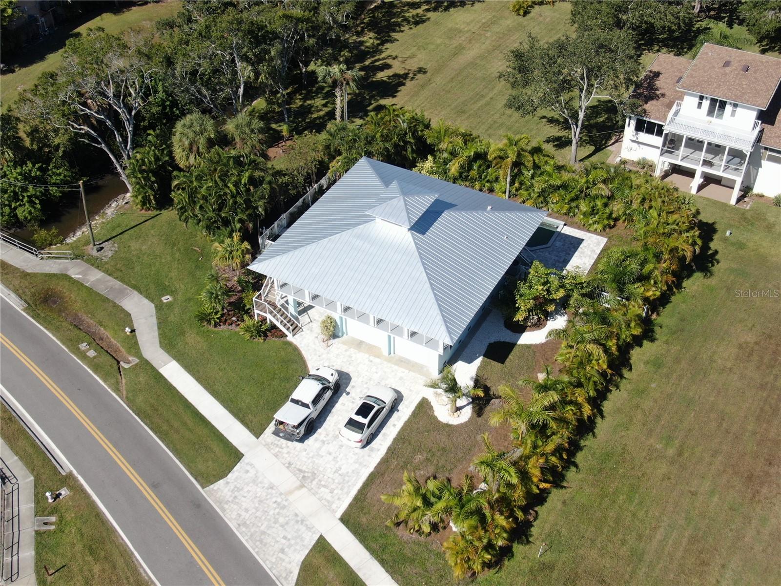 406 SHORE DR W, OLDSMAR, FL, 34677