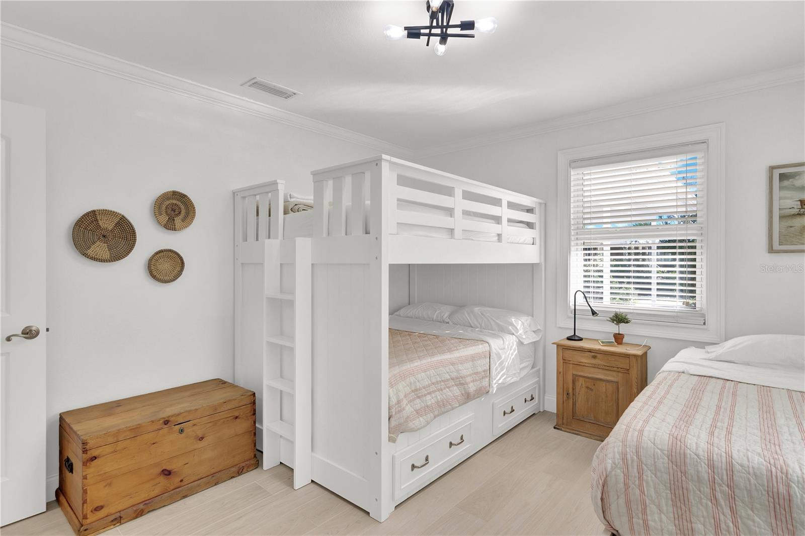 1945 ANGLERS CV, VERO BEACH, FL, 32963