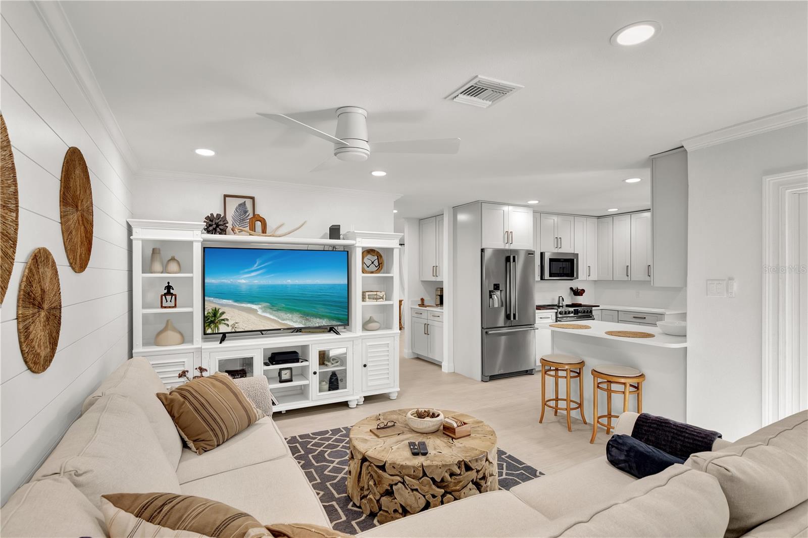 1945 ANGLERS CV, VERO BEACH, FL, 32963