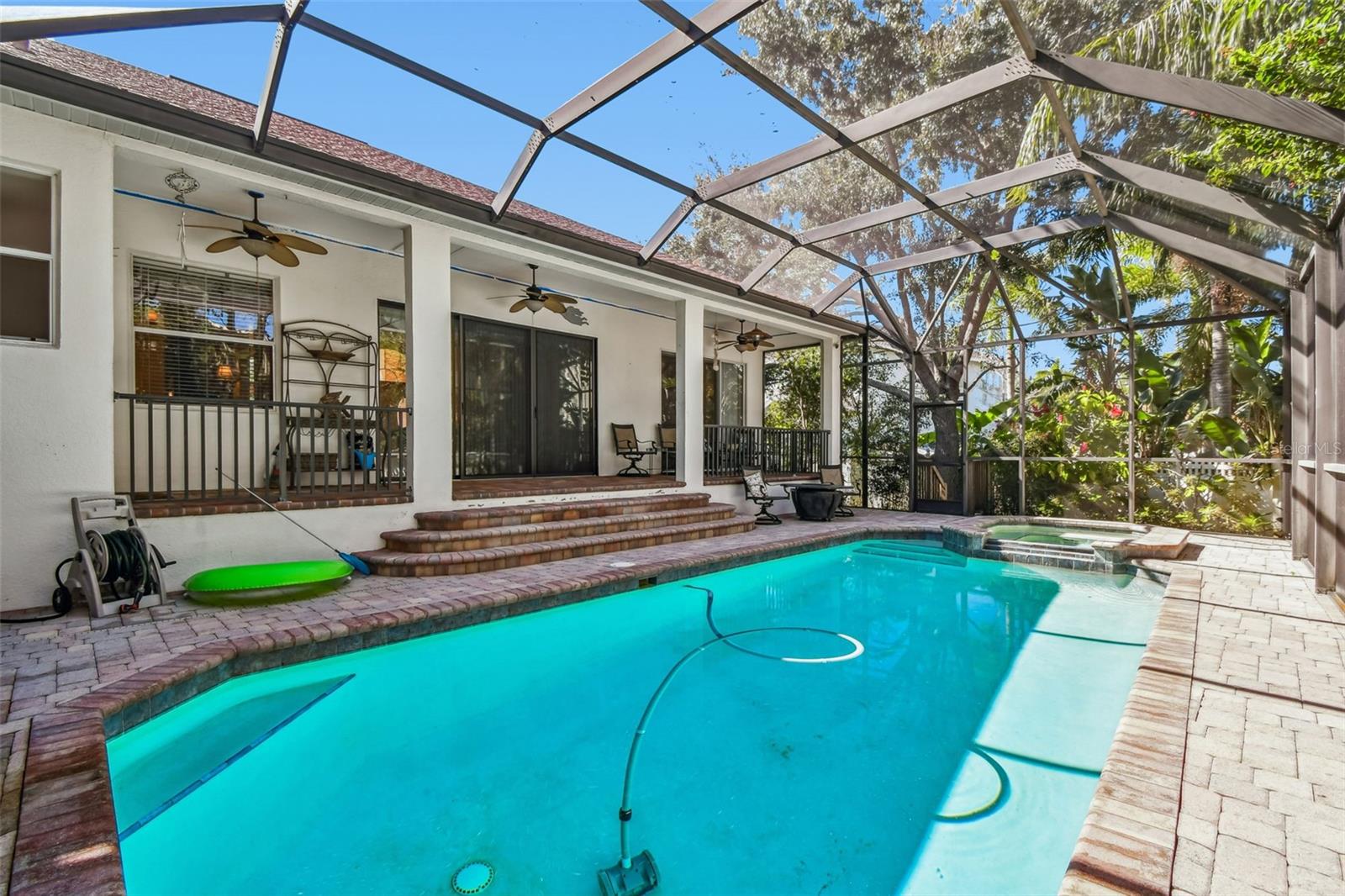 1218 CASTLE TER, TARPON SPRINGS, FL, 34689