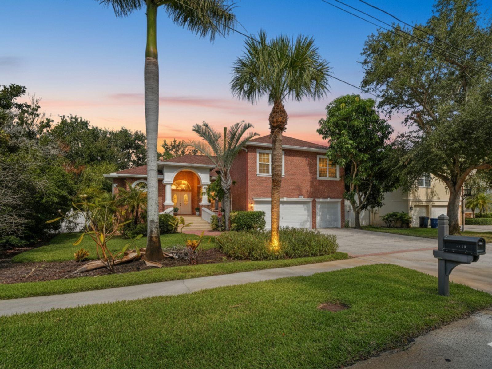 1218 CASTLE TER, TARPON SPRINGS, FL, 34689
